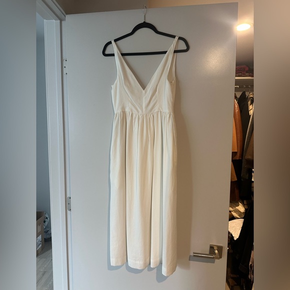 White - midi dress - Picture 1 of 3